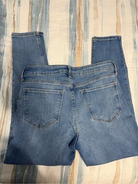Old Navy midrise Women's Light Blue Skinny Jeans - Classic Wash